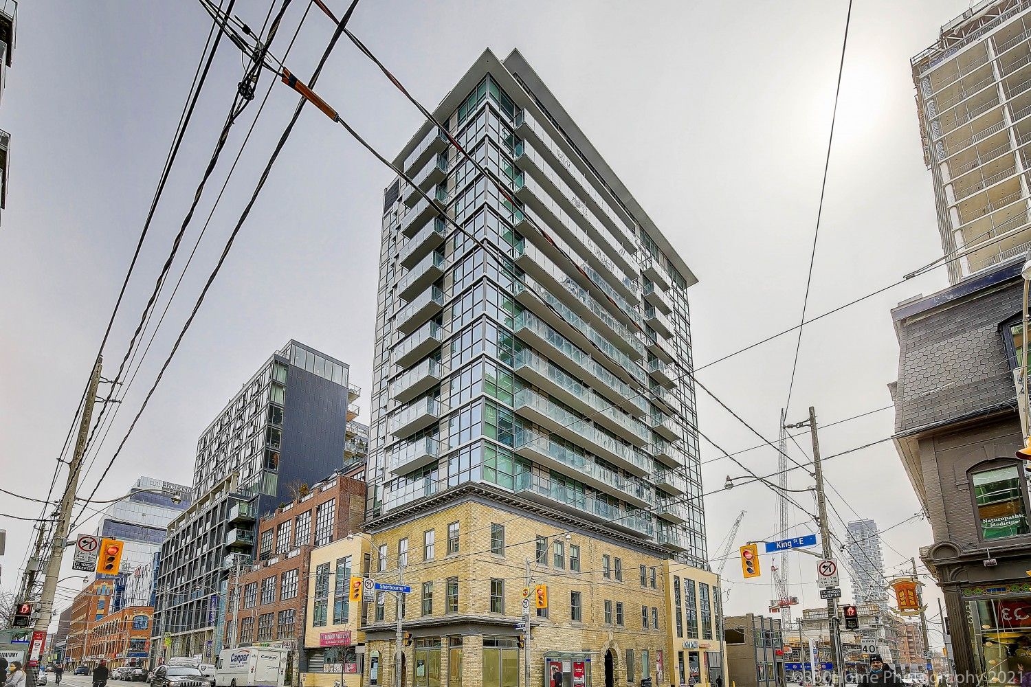 39 Sherbourne St 207