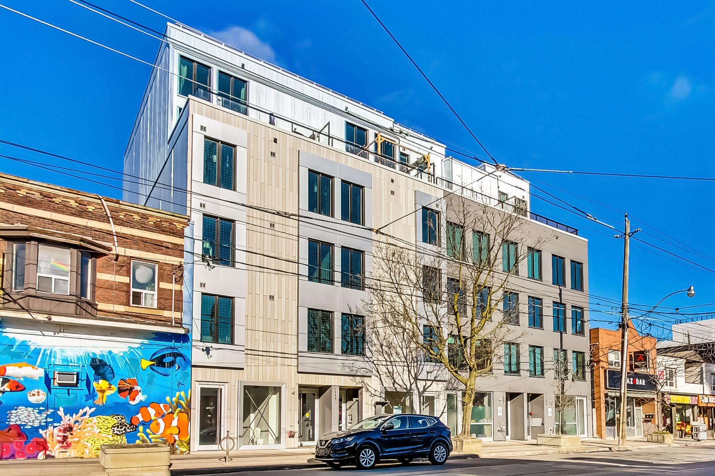 1602 Queen St E 301