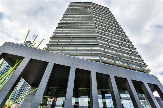 125 Peter St 602