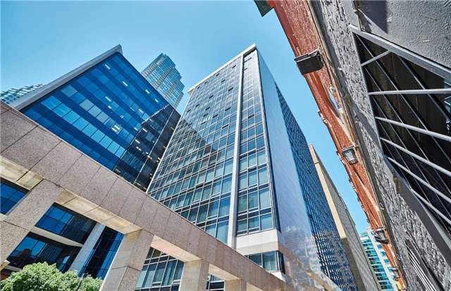 30 Wellington St E 2103