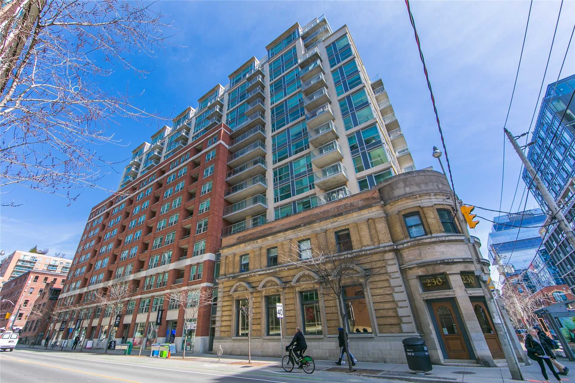 230 King St E 216