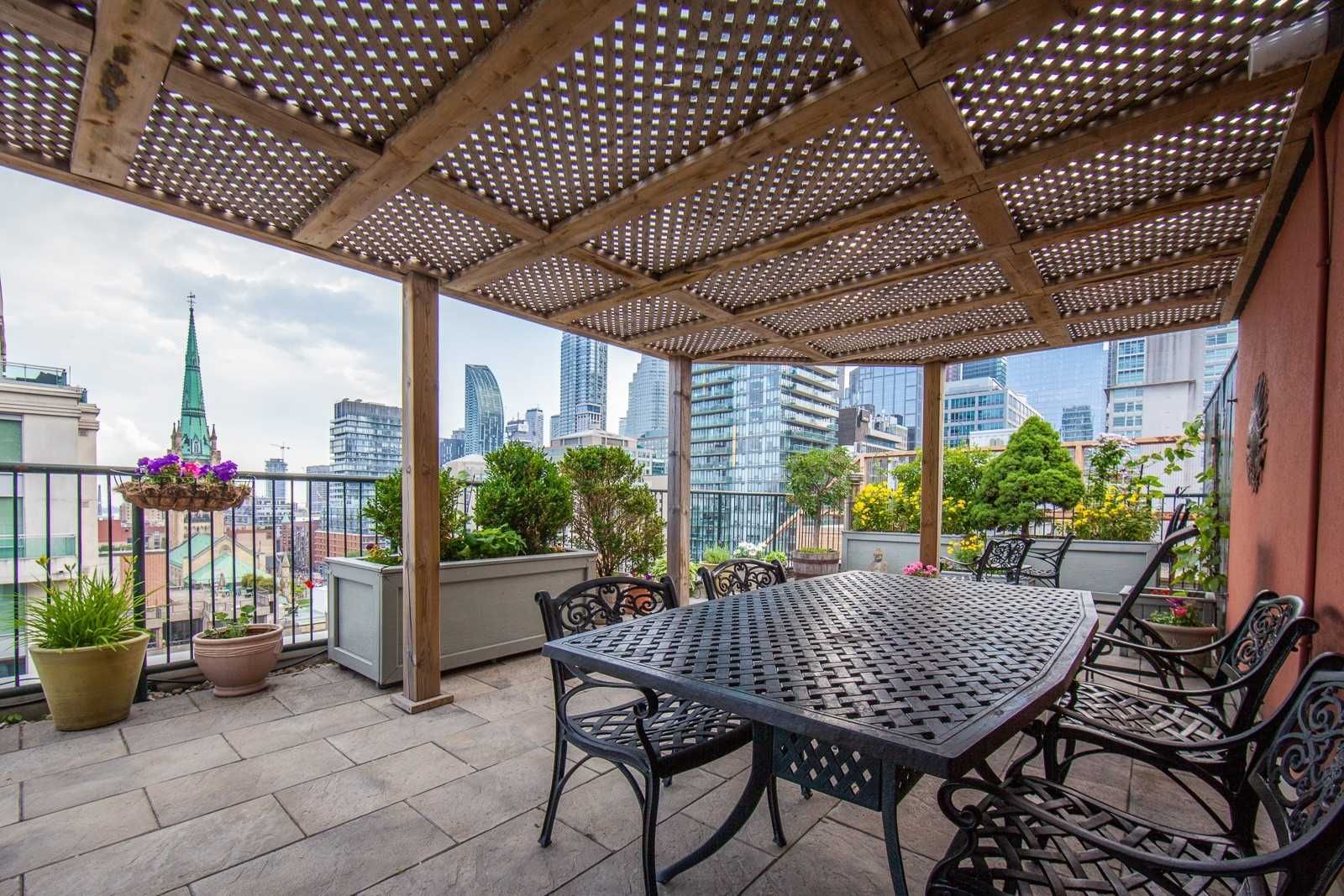 82 Lombard St Ph912