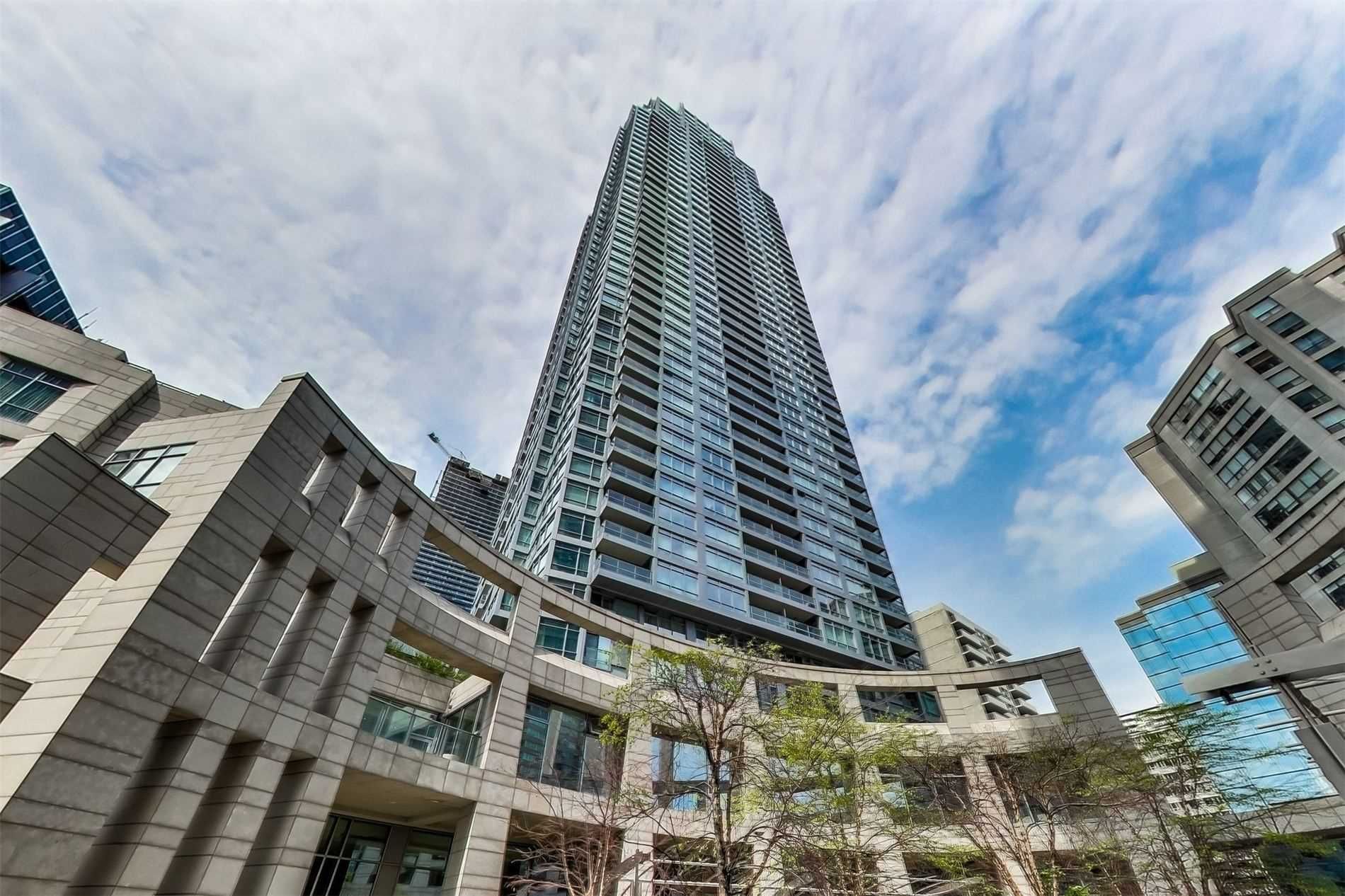 2191 Yonge St 4409