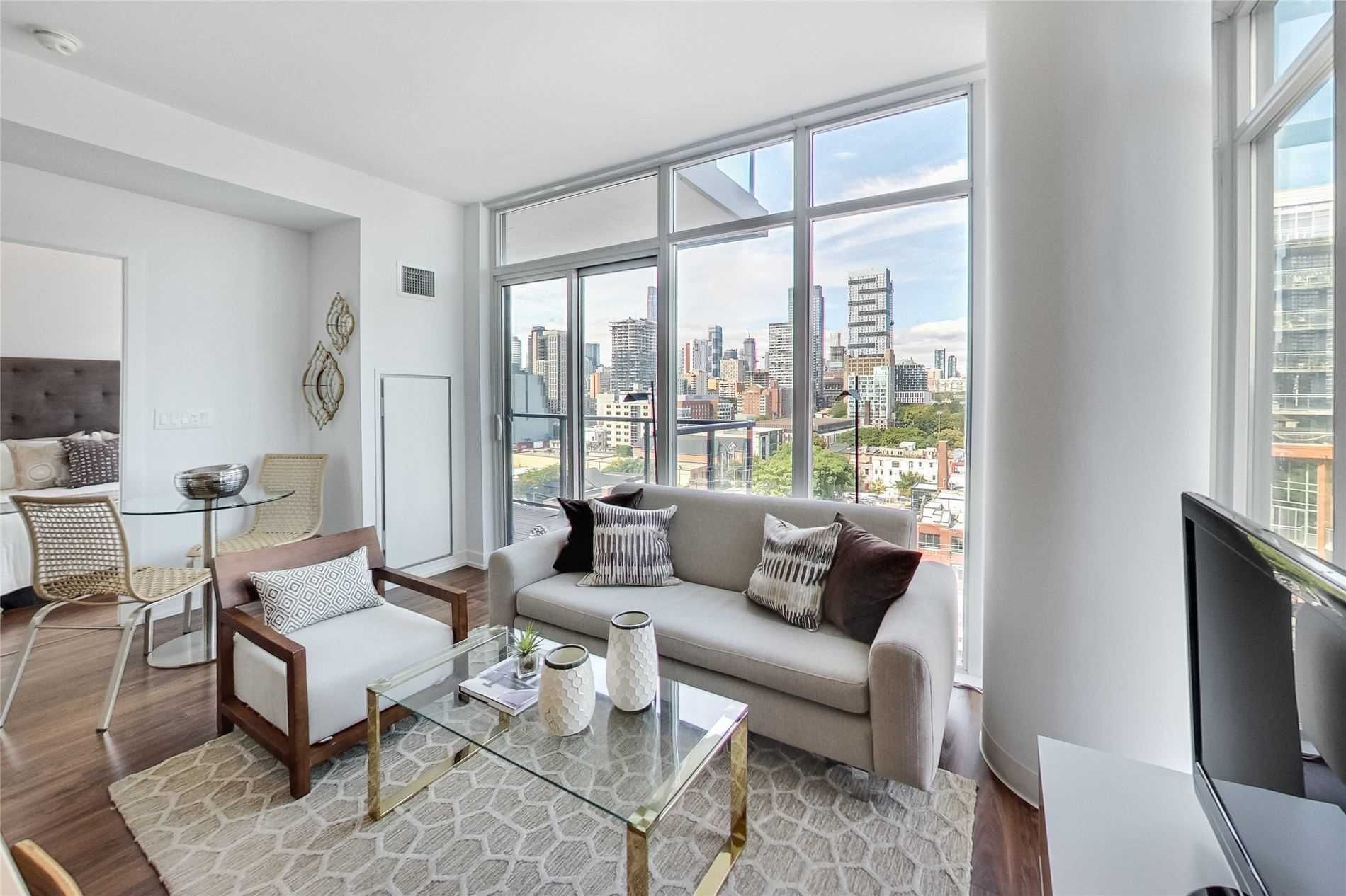 105 George St 1004