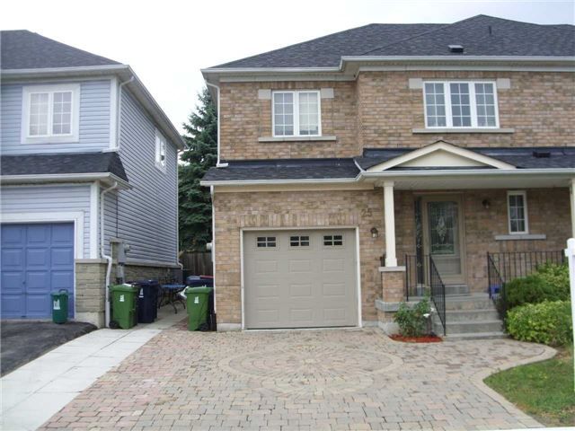 25 Freeport Dr