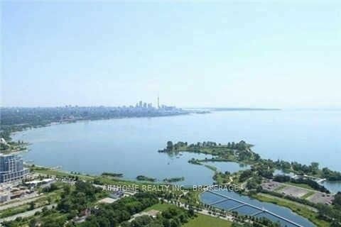 2200 Lakeshore Blvd W 3510