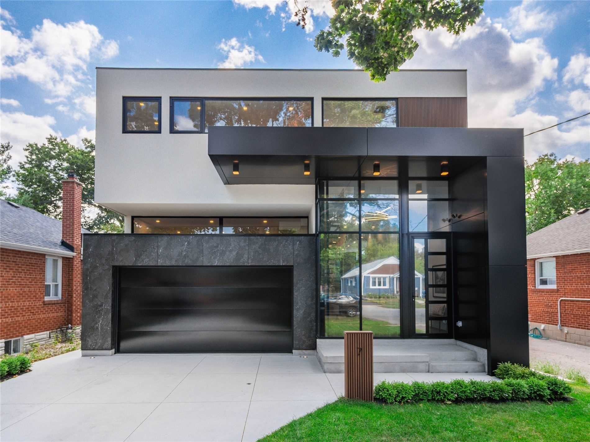 7 Edgecroft Rd