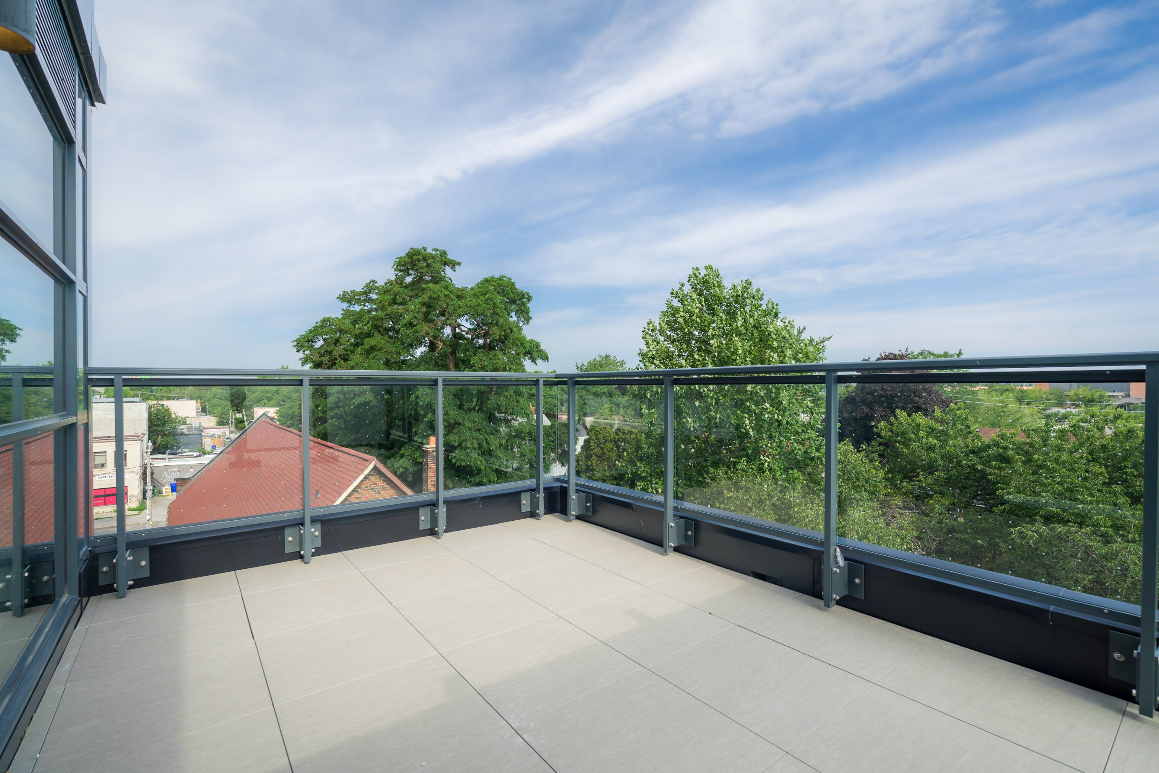 2946 Dundas Street W 408, Toronto, ON M6P 1Y8 — photograph 10