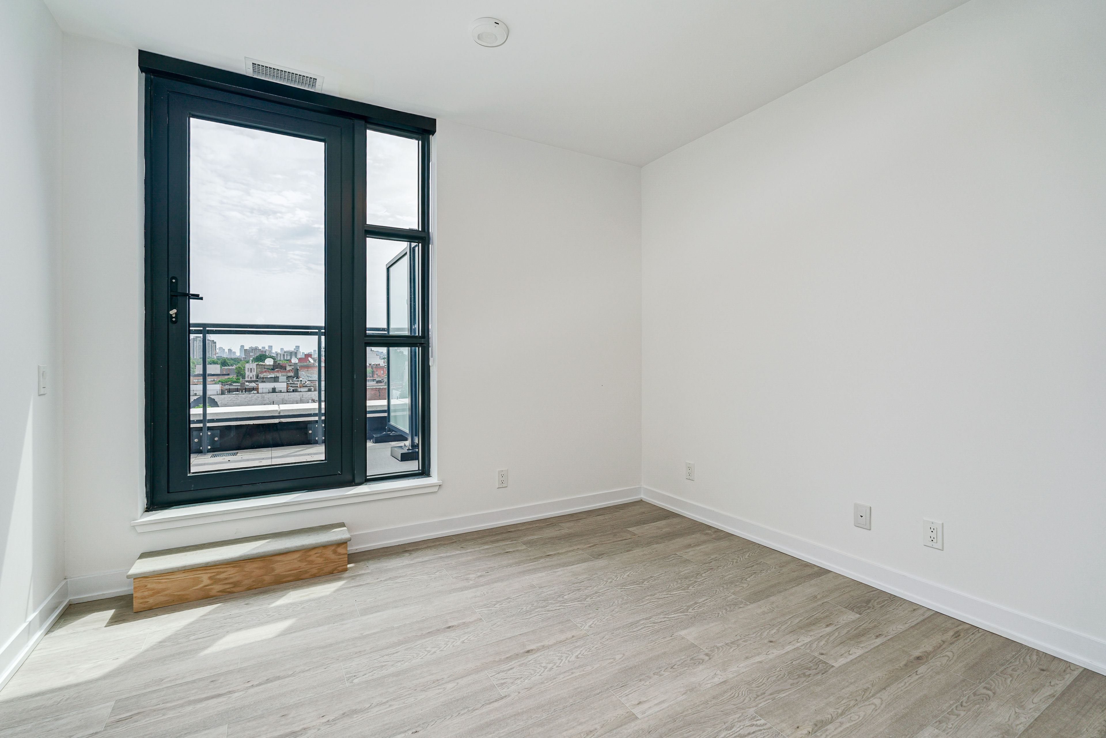 2946 Dundas Street W 509, Toronto, ON M6P 1Y8 — photograph 10
