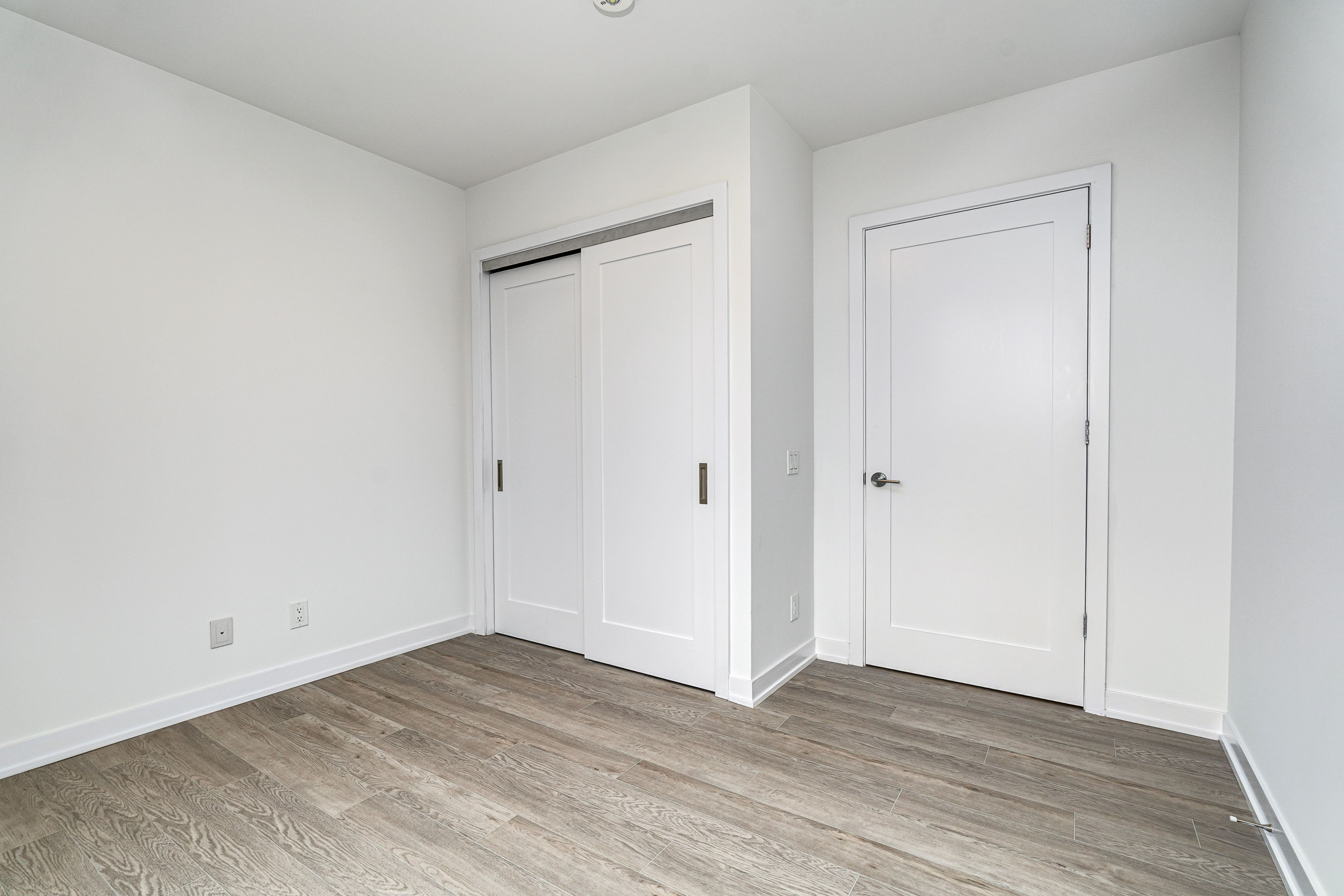 2946 Dundas Street W 509, Toronto, ON M6P 1Y8 — photograph 11