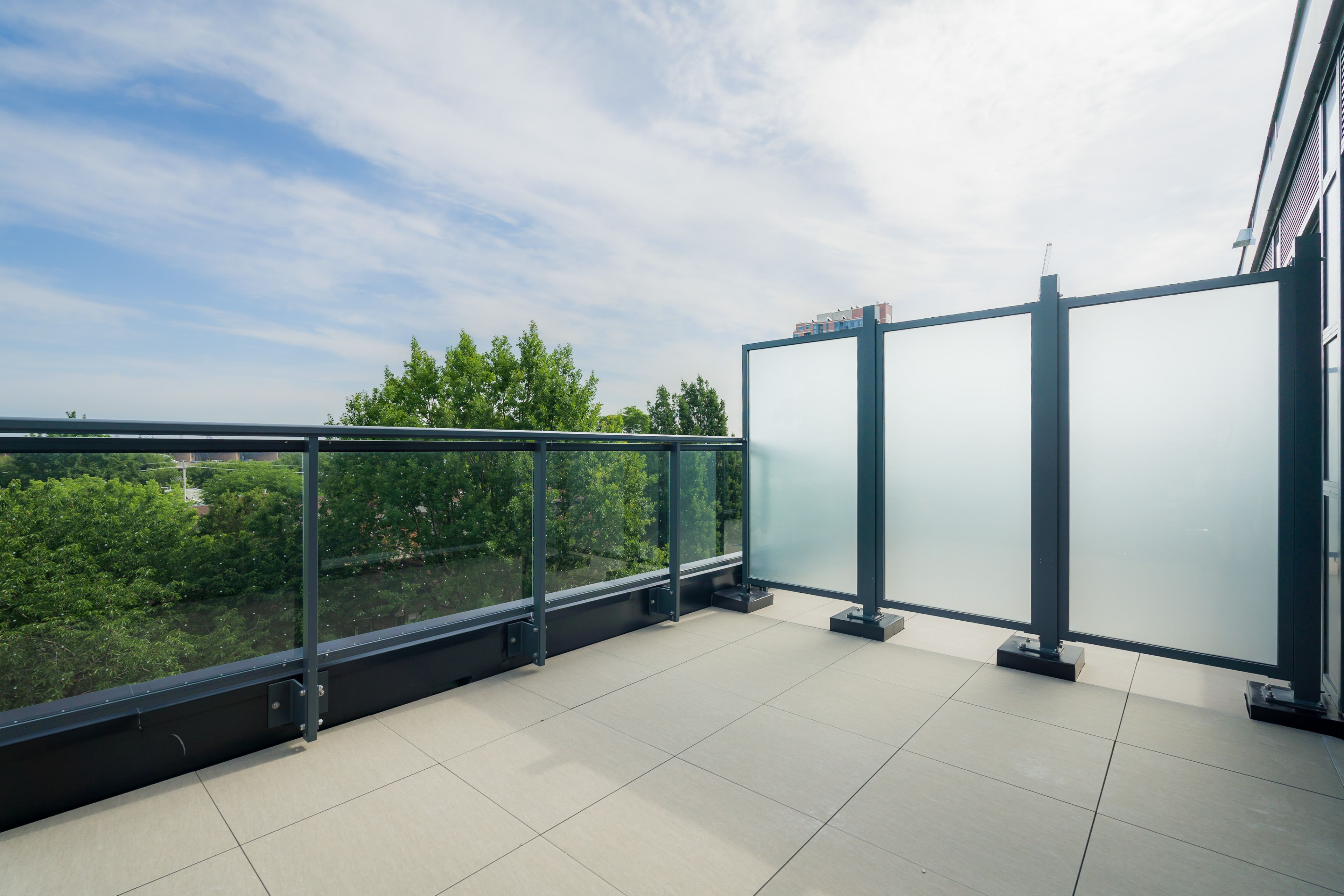 2946 Dundas Street W 408, Toronto, ON M6P 1Y8 — photograph 11