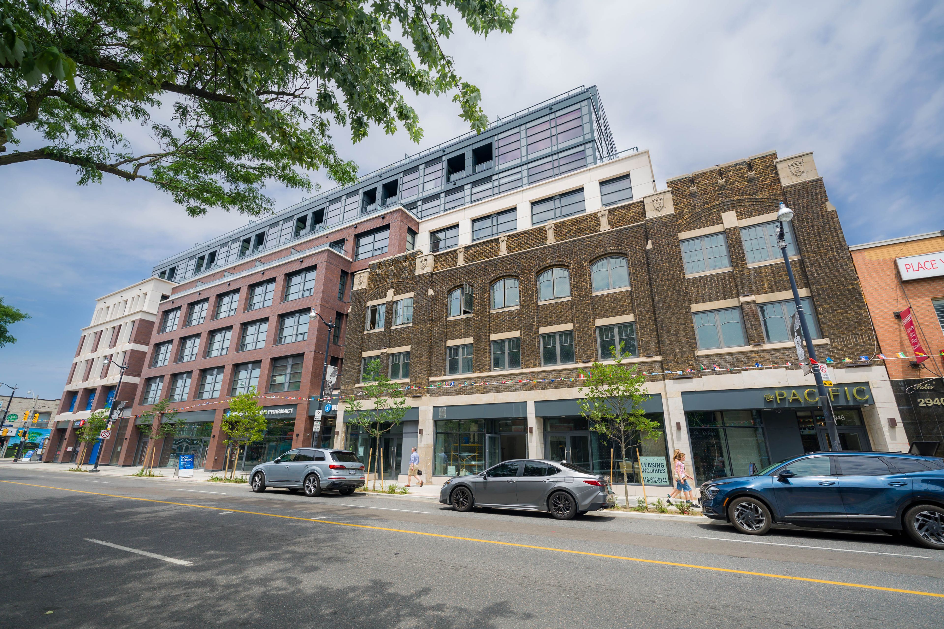 2946 Dundas Street W 509, Toronto, ON M6P 1Y8